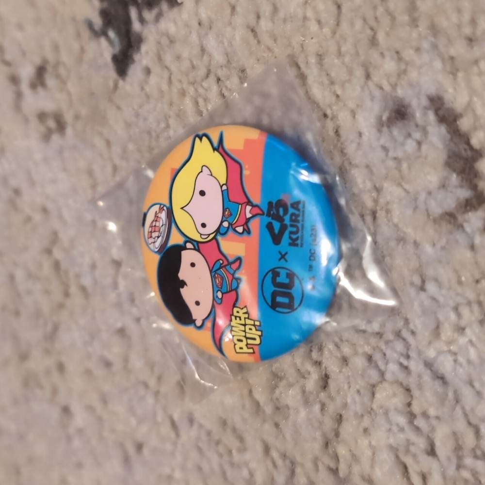 NEW Kura sushi DC superman superwoman Japanese Gachapon